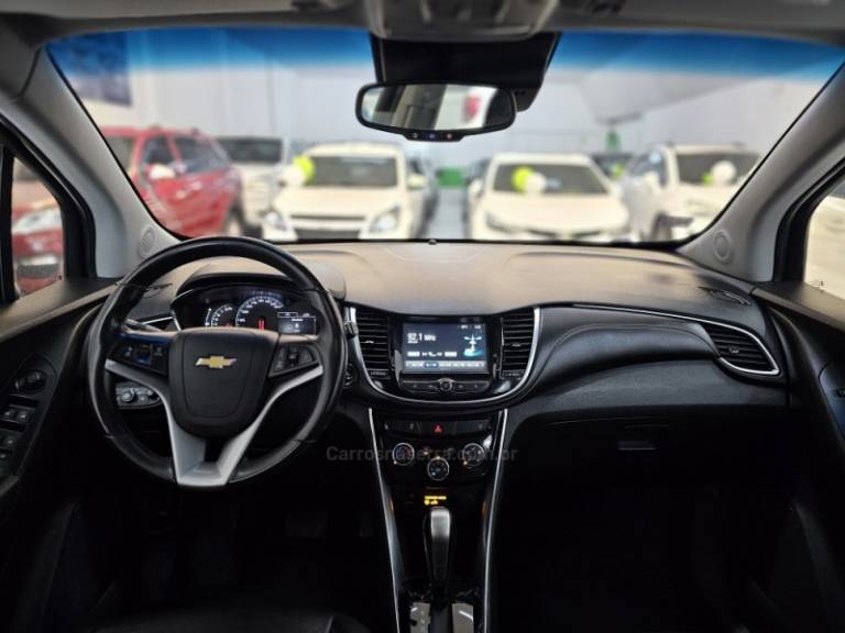 CHEVROLET - TRACKER - 2018/2018 - Preta - R$ 95.900,00