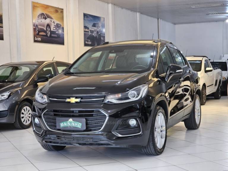 CHEVROLET - TRACKER - 2018/2018 - Preta - R$ 95.900,00